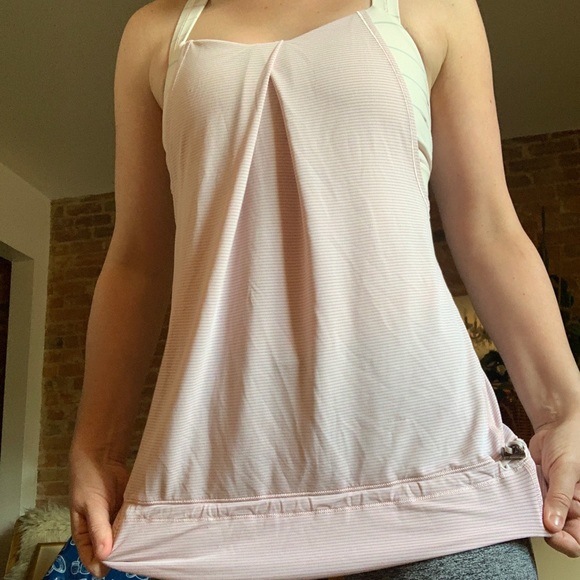 Lululemon built-in-bra racerback tank - Picture 6 of 9